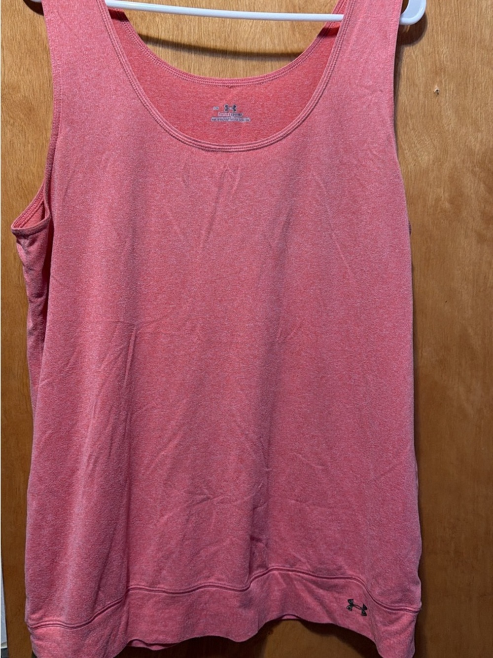 Under Armour Coral Pink Scoop Neck Athletic Tank